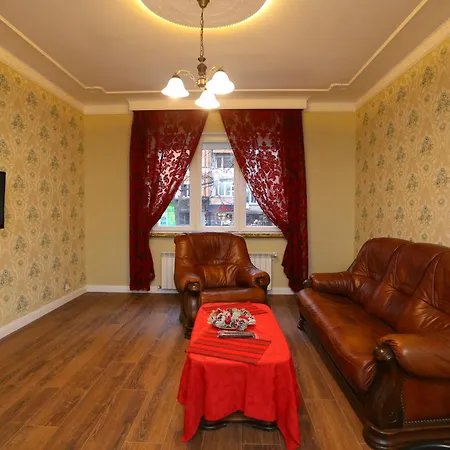 Apartment In Centre By Flat Manager *