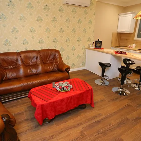 In Centre By Flat Manager