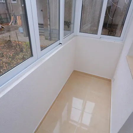 In Centre By Flat Manager