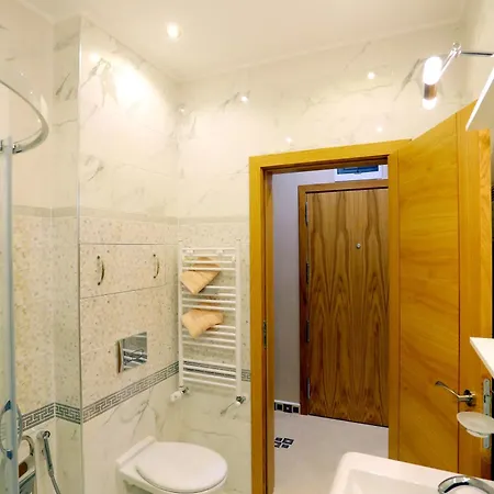 In Centre By Flat Manager